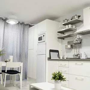 Céntrico Apartamento Cerca De La Playa Apartamento
